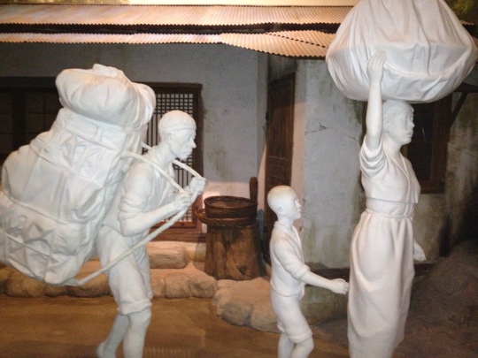 Recreation at the Korea War Museum of refugees fleeing the invaders from the North in 1950